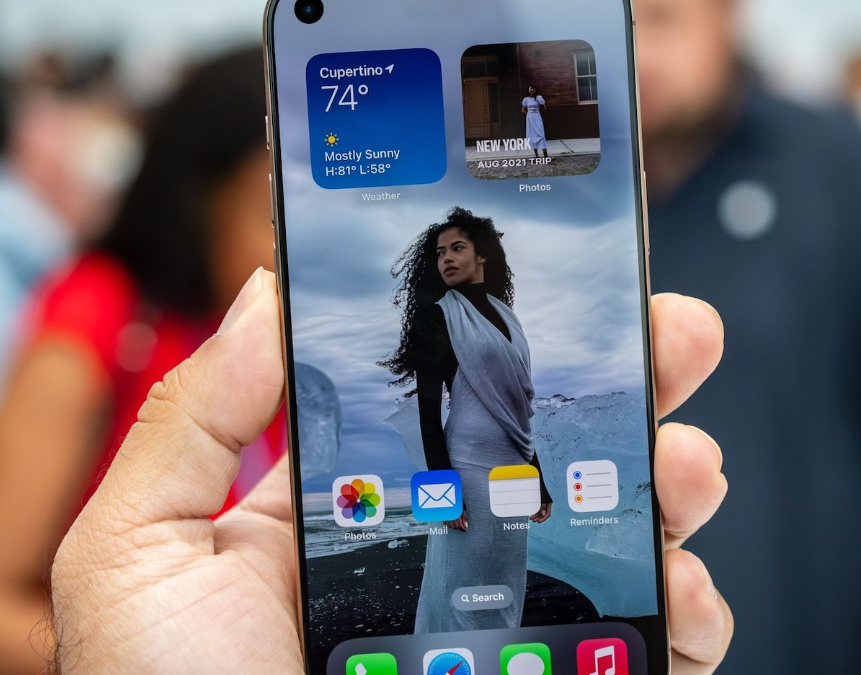 iPhone 18 Pro sẽ có thời lượng pin kỷ lục nhờ công nghệ màn hình LTPO+ thế hệ mới