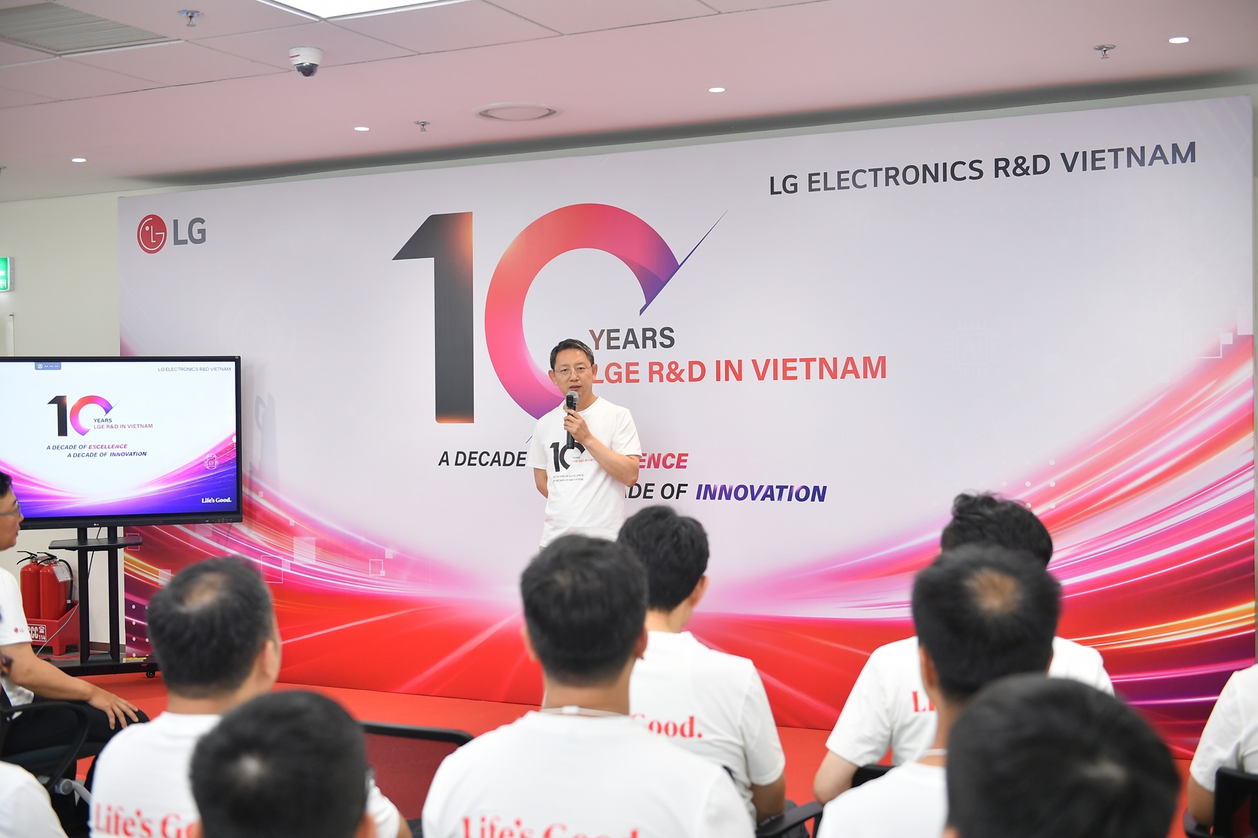 LG kỷ niệm 10 năm phát triển phần mềm ô tô tại Việt Nam - Ảnh 5.