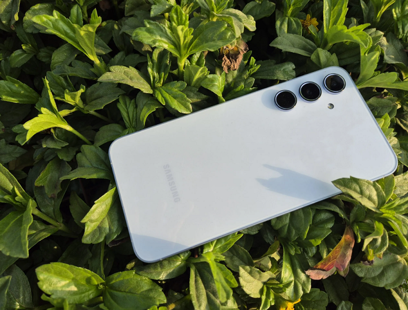 Top những điện thoại Samsung giá rẻ dưới 10 triệu đồng đáng mua nhất năm 2026!