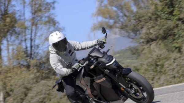 Siêu mô-tô điện Honda WN7 đổ bộ châu Âu: Trang bị gắp đơn Ducati, công nghệ phanh tái năng lượng quyết đấu LiveWire nhà Harley-Davidson