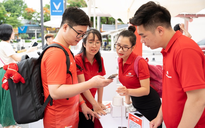 Techcombank ra mắt Techcombank OneU, kiến tạo nền tảng khách hàng thân thiết hàng đầu Việt Nam- Ảnh 1.