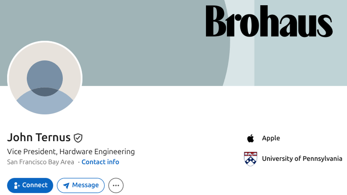 Lướt qua tài khoản LinkedIn “ít dòng” của tân CEO Apple, không ai nghĩ đây là một người đàn ông thành công