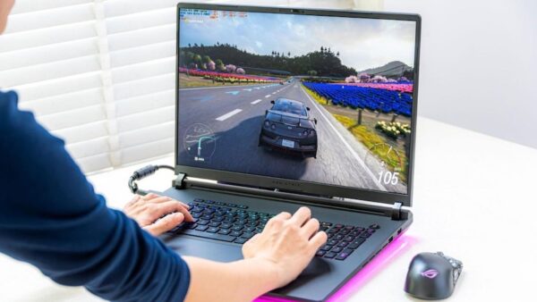 ROG Strix SCAR 18 giá 180 triệu đồng vừa ra mắt tại Việt Nam: Trang bị có gì đặc biệt?