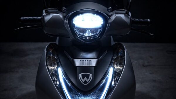 Mẫu xe tay ga Châu Âu Wottan ONE 125 ra mắt: Anh em song sinh của Honda SH Mode, ngập tràn công nghệ, ăn xăng cực ít