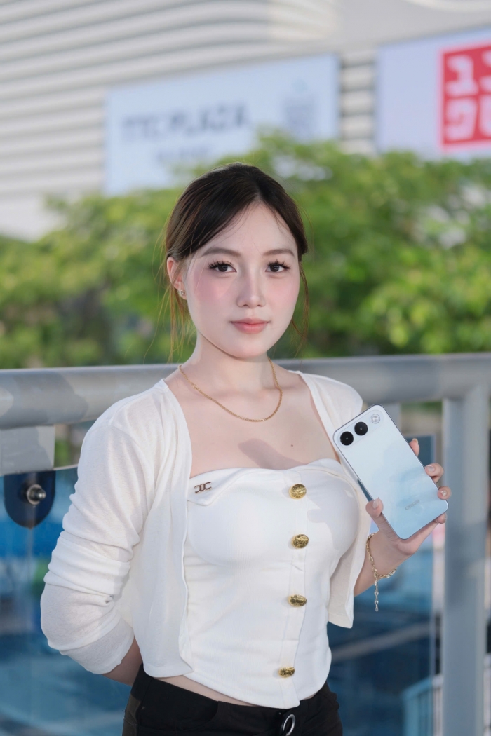 Oppo-A7-Pro5G-9